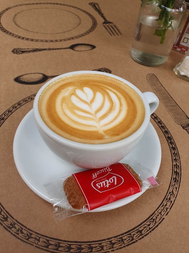 Lotus latte